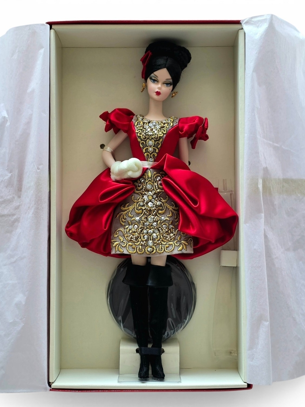Silkstone Darya Barbie Fashion Model Collection NEW